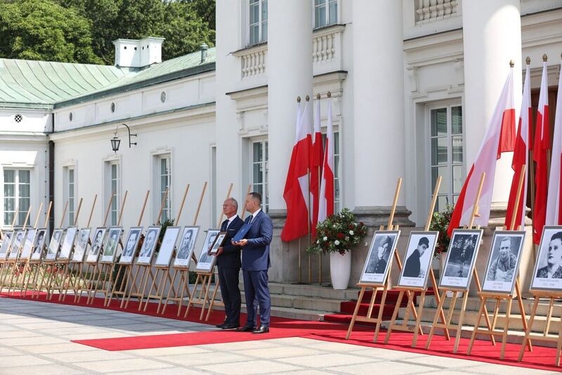 The ceremony of handing out identification notes to family members of 30 victims of totalitarian regimes - Warsaw, 22 June 2022