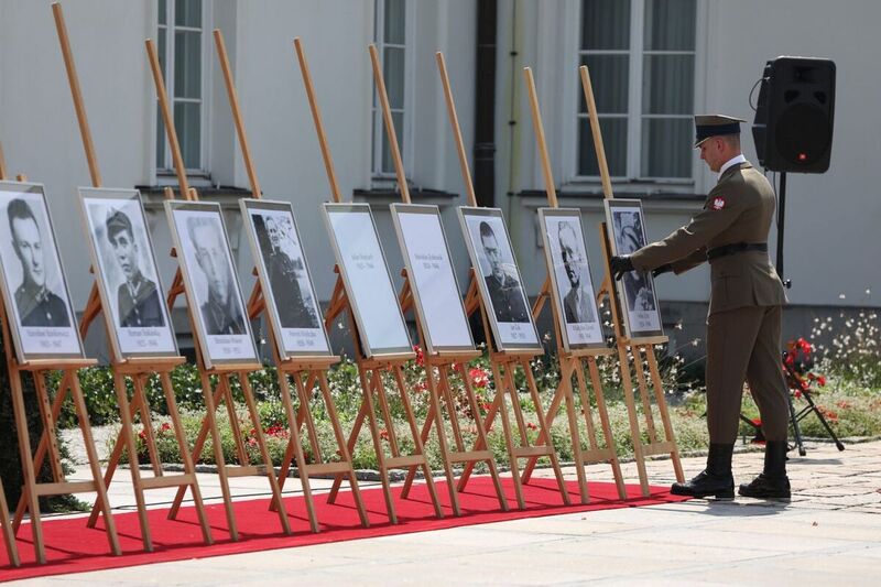 The ceremony of handing out identification notes to family members of 30 victims of totalitarian regimes - Warsaw, 22 June 2022