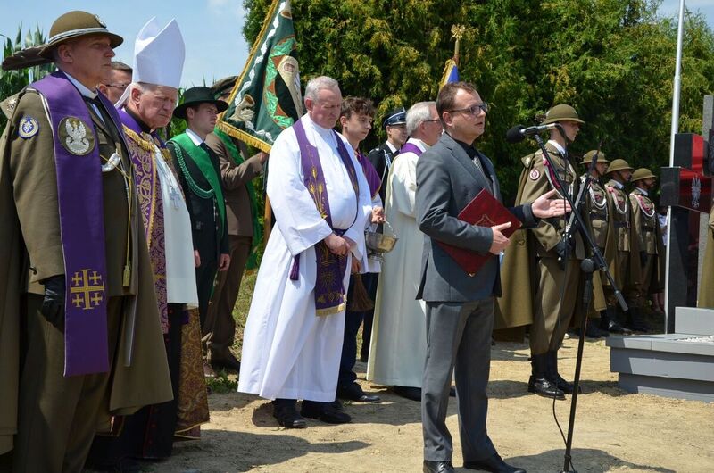 Funeral ceremonies of 14 soldiers of the Polish Army murdered in July 1946 by Ukrainian nationalists - Jawornik Ruski, 29 July 2022. Photo: Katarzyna Gajda-Bator, Institute of National Remembrance, Rzeszów Branch