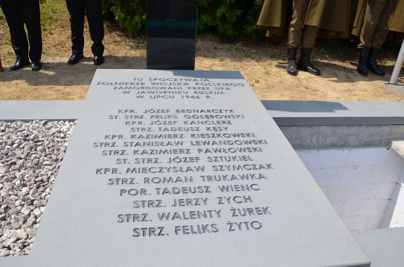 Funeral ceremonies of 14 soldiers of the Polish Army murdered in July 1946 by Ukrainian nationalists - Jawornik Ruski, 29 July 2022. Photo: Katarzyna Gajda-Bator, Institute of National Remembrance, Rzeszów Branch