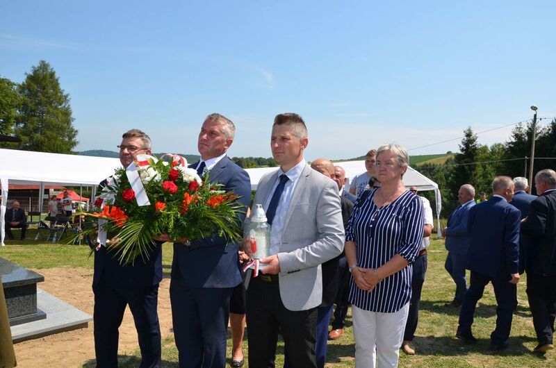Funeral ceremonies of 14 soldiers of the Polish Army murdered in July 1946 by Ukrainian nationalists - Jawornik Ruski, 29 July 2022. Photo: Katarzyna Gajda-Bator, Institute of National Remembrance, Rzeszów Branch