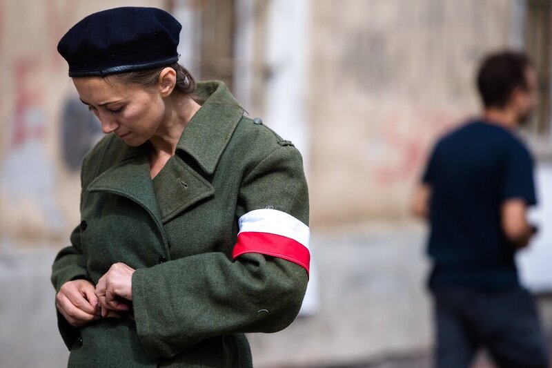 "Prior to W Hour"- Meetings with History for Whole Families