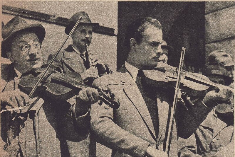 Commemorating the 78th anniversary of the Warsaw Uprising, the IPN organized screenings of “Zakazane Piosenki” ["Forbidden Songs”] - the first Polish film produced after WW2 which is set during the German occupation of Warsaw.