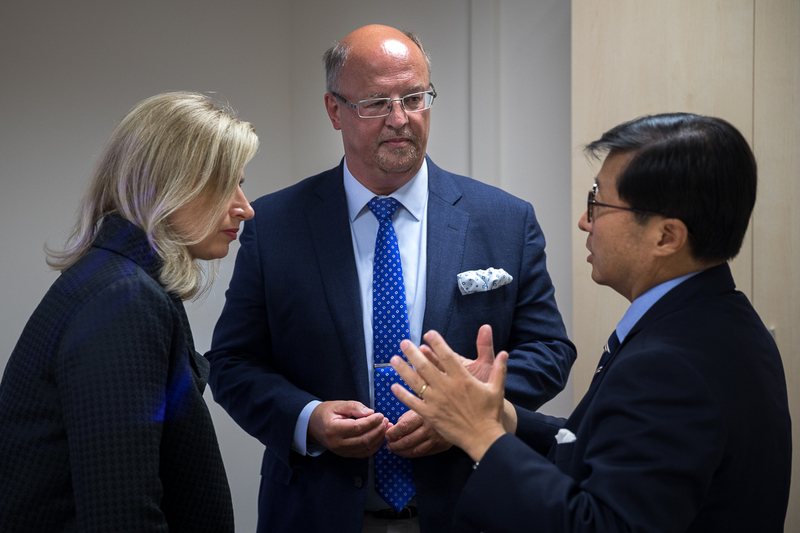 Representatives of the NKHR during the meeting with Robert Janicki, Prosecutor at the IPN Chief Commission. Photo: Sławek Kasper (IPN)