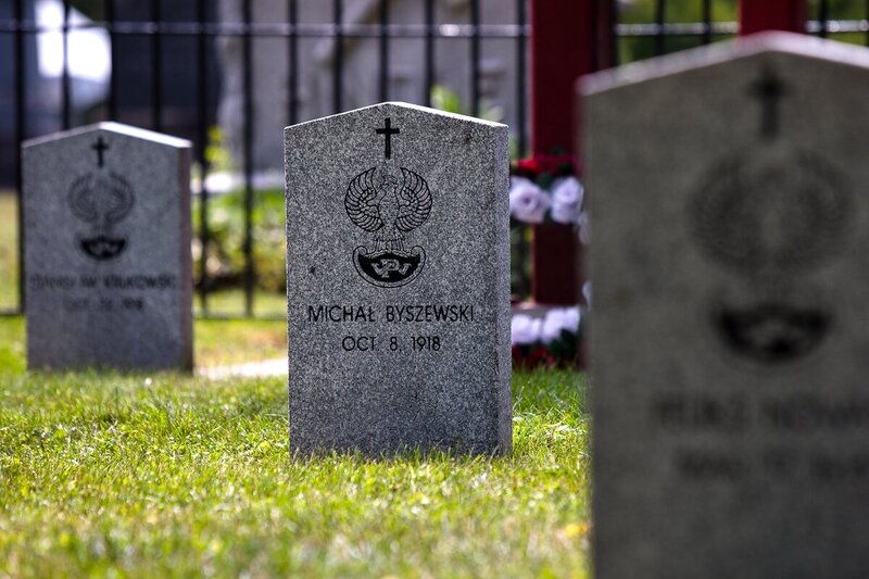 Honoring the victims of Soviet crimes at the local Katyn Memorial and at a plaque to Polish deportees to Siberia.