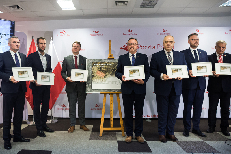 Polish Post releases postcards of landmark buildings razed in WWII - Photo: Sławek Kasper (IPN)