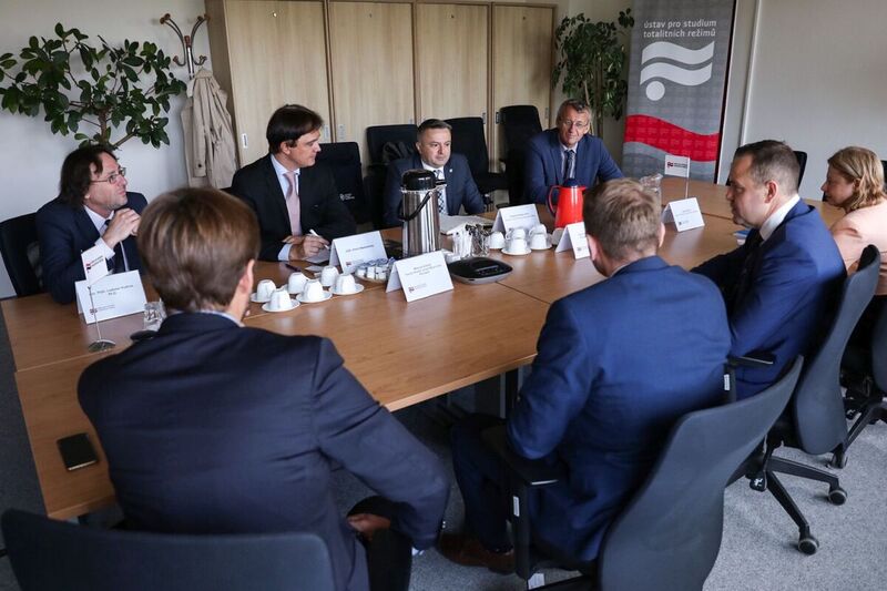 Meeting of the IPN representatives with leaders of the Czech Institute for the Study of Totalitarian Regimes