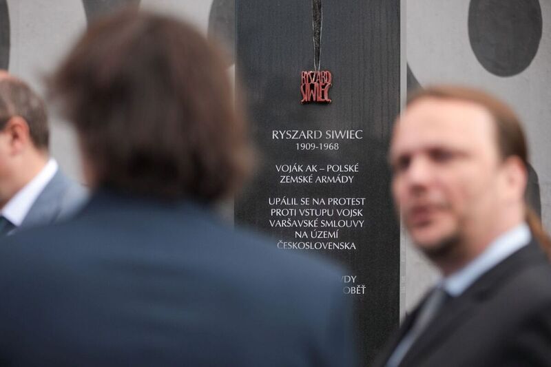 Ryszard Siwiec memorial in Prague