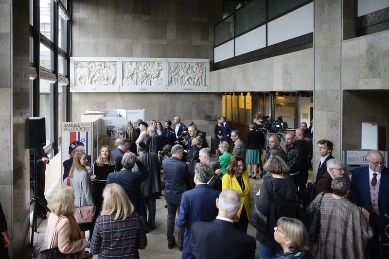 Opening of the exhibition dedicated to Samuel Willenberg at the Polish Seym. Photo: Patrycja Kamińska (Kancelaria Sejmu)