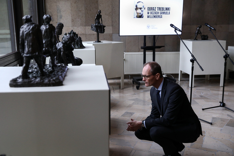The opening of “The Image of Treblinka in the Eyes of Samuel Willenberg” exhibition, at the Nowy Dom Poselski in Warsaw -- 26 January 2023; photo: S. Kasper (IPN)