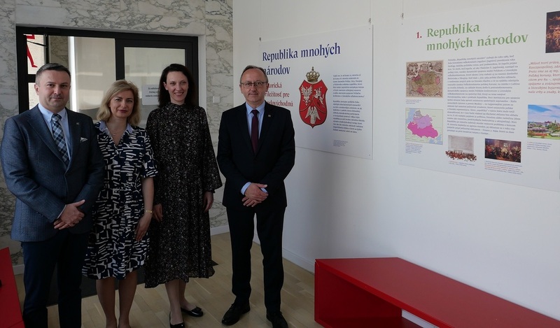The Director of the IPN Historical Research Office Sebastian Pilarski Ph.D., the Director of the IPN Office of International Cooperation Agnieszka Jędrzak, the Director of the Polish Institute in Bratislava Anna Opalińska and the Deputy President of the IPN Prof. Karol Polejowski at the Polish Institute