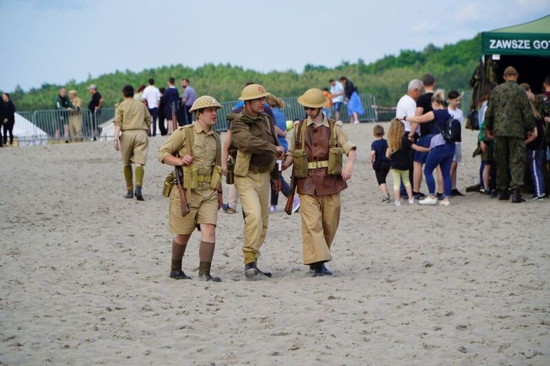 "Trails of Hope. The Odyssey of Freedom” – Tobruk 1941 – History Point in the Błędów Desert, 9–11 June 2023; photo: Ż. Wierzgacz (IPN) "Trails of Hope. The Odyssey of Freedom” – Tobruk 1941 – History Point in the Błędów Desert, 9–11 June 2023; photo: Ż. Wierzgacz (IPN)
