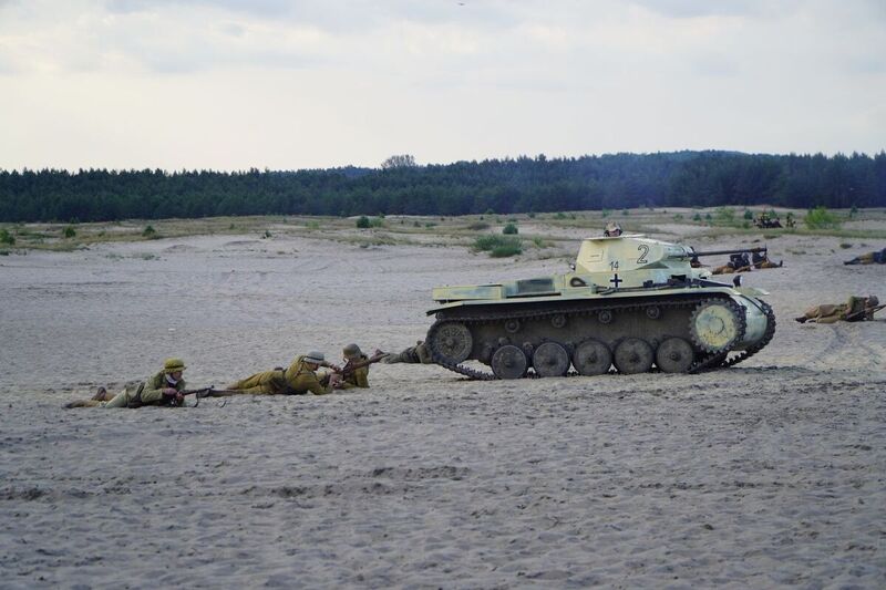 "Trails of Hope. The Odyssey of Freedom” – Tobruk 1941 – History Point in the Błędów Desert, 9–11 June 2023; photo: Ż. Wierzgacz (IPN) "Trails of Hope. The Odyssey of Freedom” – Tobruk 1941 – History Point in the Błędów Desert, 9–11 June 2023; photo: Ż. Wierzgacz (IPN)