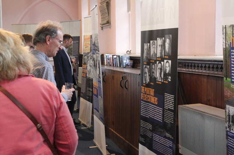 Presentation of the IPN exhibition entitled The Katyn Massacre of 1940: Extermination of the Polish Elite – Stratford-upon-Avon, 12 July 2023; photo: S. Bardski (IPN)