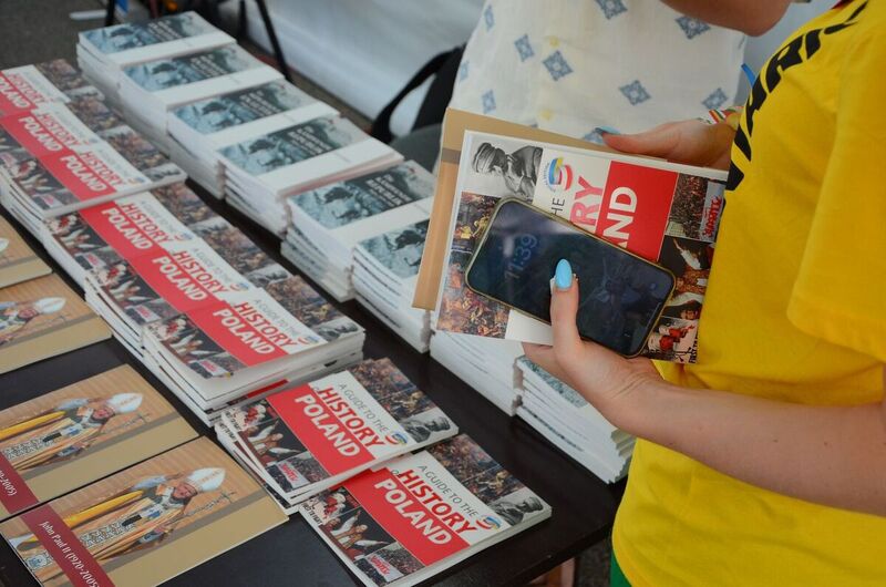 The IPN ”Good Samaritans from Markowa” exhibition presented during World Youth Day in Lisbon, photo:Cezary Pałka (IPN)