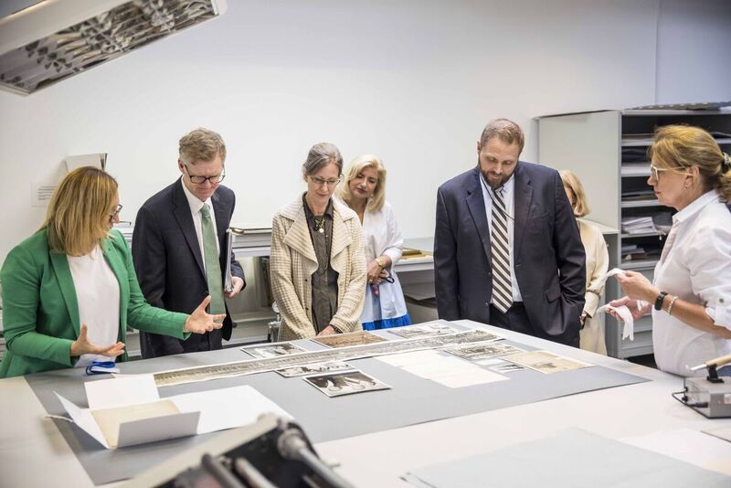 US Deputy Chief of Mission, Daniel Lawton visits the IPN Archive, Warsaw 7 August 2023; Photo: Katarzyna Adamów IPN