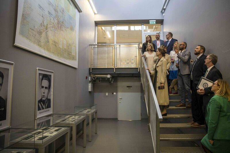 US Deputy Chief of Mission, Daniel Lawton visits the IPN Archive, Warsaw 7 August 2023; Photo: Katarzyna Adamów IPN