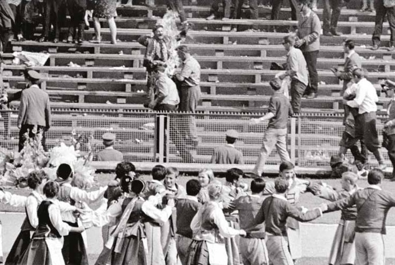 Deputy President of the IPN, Prof. Karol Polejowski at the official opening of the Institute's "Not only Siwiec" exhibition in Prague