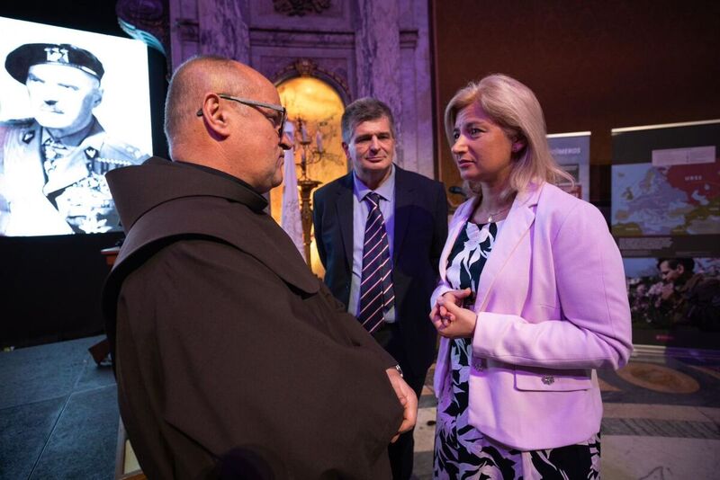 Olaf Bochnak, Rector of the Polish Catholic Mission in Argentina, Andrzej Chowańczak, Vice President of the Union of Poles in Argentina, Agnieszka Jędrzak, Director of the IPN Office of International Cooperation; Photo: M. Bujak (IPN)