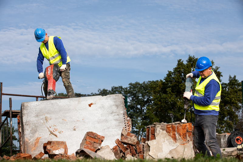 The dismantling of another object of Soviet propaganda, Łubnice, Poland 12 October 2023, photo: Mikołaj Bujak, IPN
