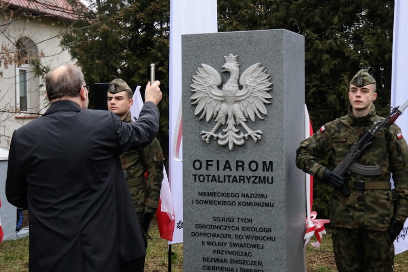The ceremony of unveiling of the monument commemorating the victims of German Nazism and Soviet communism – Malbork, Poland, 22 February 2024; photo: IPN The ceremony of unveiling of the monument commemorating the victims of German Nazism and Soviet communism – Malbork, Poland, 22 February 2024; photo: IPN