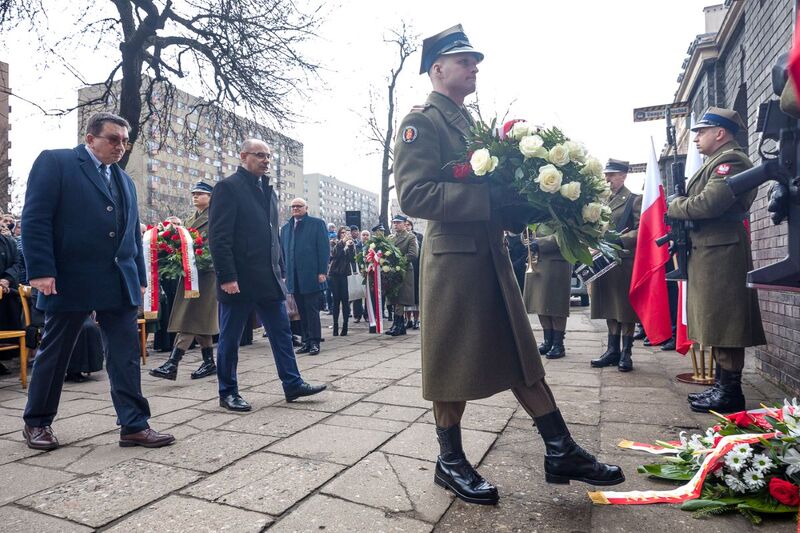 The unveiling of a plaque dedicated to the wartime activities of the Holy Family of Nazareth Warsaw Convent - Warsaw, March 16, 2024; photo: Sławek Kasper, IPN The unveiling of a plaque dedicated to the wartime activities of the Holy Family of Nazareth Warsaw Convent - Warsaw, March 16, 2024; photo: Sławek Kasper, IPN