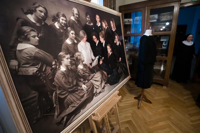 The unveiling of a plaque dedicated to the wartime activities of the Holy Family of Nazareth Warsaw Convent - Warsaw, March 16, 2024; photo: Sławek Kasper, IPN The unveiling of a plaque dedicated to the wartime activities of the Holy Family of Nazareth Warsaw Convent - Warsaw, March 16, 2024; photo: Sławek Kasper, IPN