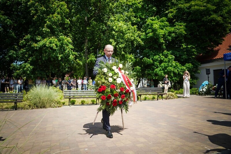 The unveiling of the memorial matzeva in Błonie – 28 May 2024; photo: Mateusz Niegowski (IPN)