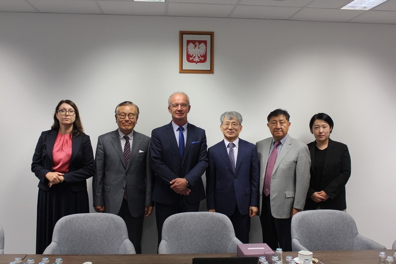 The visit of the Republic of Korea delegation to the IPN – 19 June 2024; photo: S. Bardski (IPN) The visit of the Republic of Korea delegation to the IPN – 19 June 2024; photo: S. Bardski (IPN)