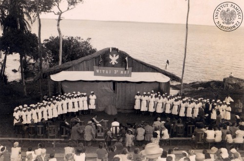 Celebration of the 3rd of May Constitution in the settlement for Polish refugees in Koja, Uganda, 1943, Photo: IPN Archive