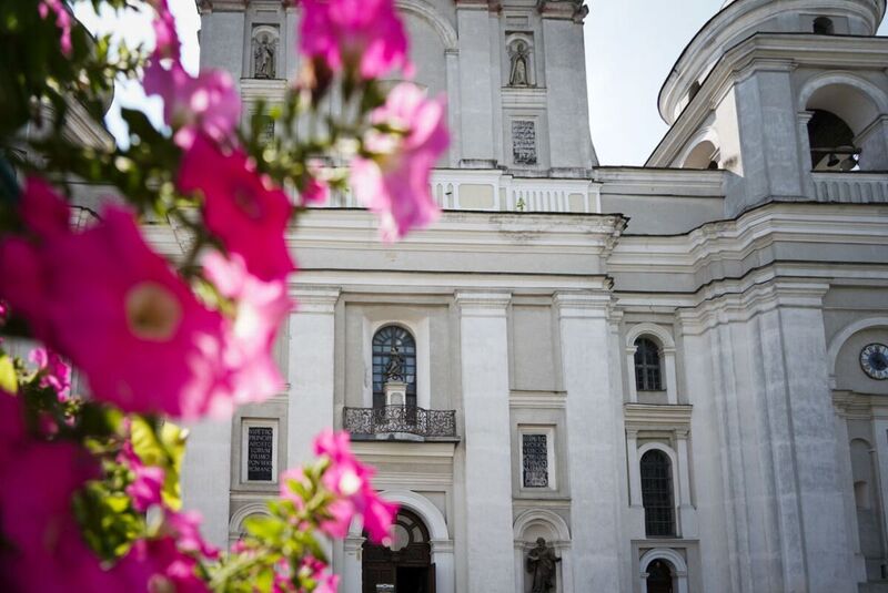 Mass at the Cathedral of St. Apostles Peter and Paul in Lutsk; photo: M. Niegowski (IPN)