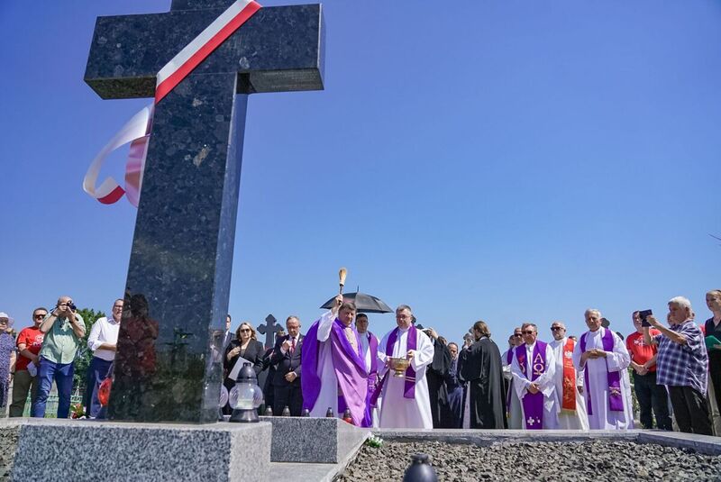 Visit of the IPN representatives to Ukraine on the anniversary of the Volhynian Massacre – 13–14 July 2024; photo: M. Niegowski (IPN) Visit of the IPN representatives to Ukraine on the anniversary of the Volhynian Massacre – 13–14 July 2024; photo: M. Niegowski (IPN)