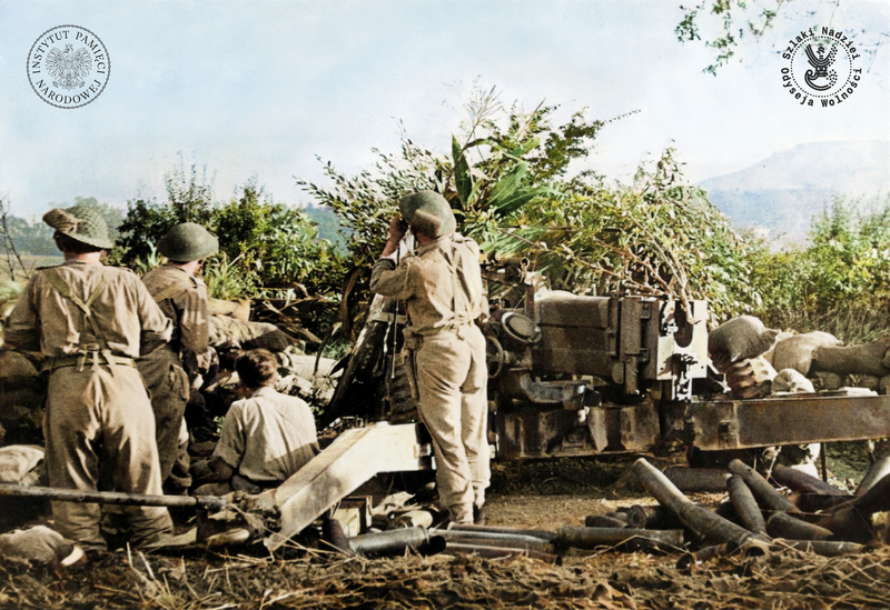The IPN traveling exhibition about Poles who liberated the region of Marche, Italy 80 years ago has arrived in Tolentino