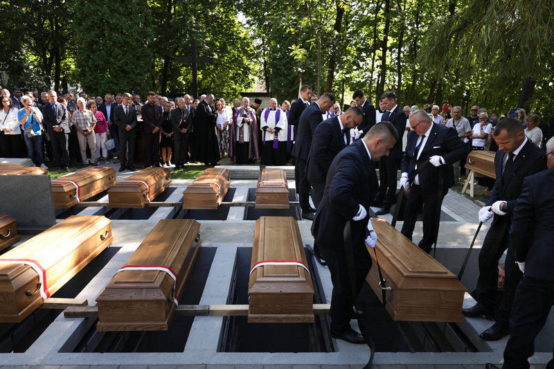 State burial for victims of German crimes – Chojnice, 2 September 2024; photo: M. Bujak (IPN)