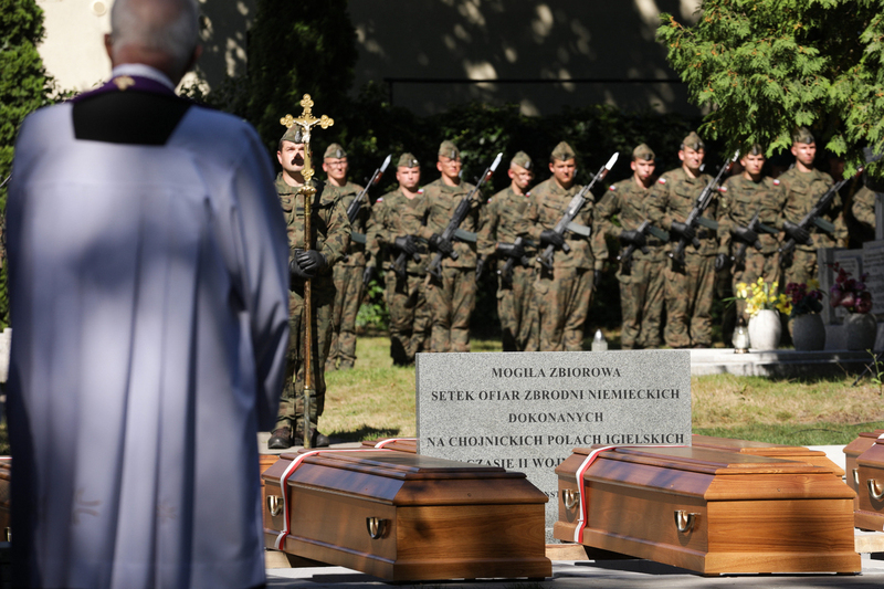 State burial for victims of German crimes – Chojnice, 2 September 2024; photo: M. Bujak (IPN)