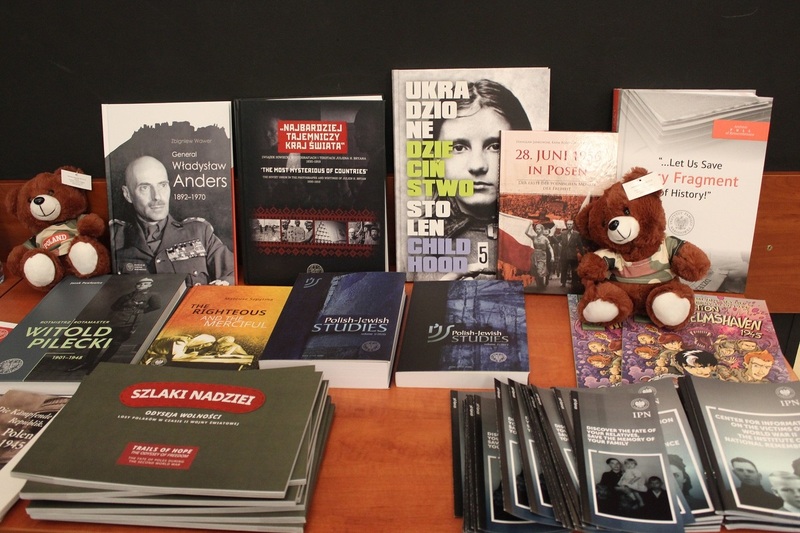 Participants of the PEACE LINE project visited the Institute of National Remembrance, Warsaw 6 September 2024; photo: Sławomir Bardski (IPN)