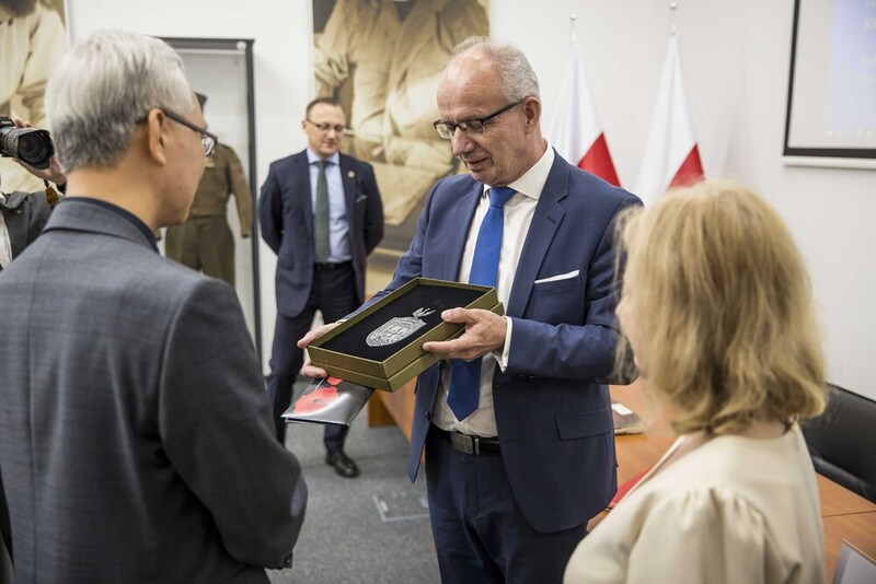 The IPN has signed a "Memorandum of Understanding and Exchange" with the Korea War-memorial Organisation representing the War Memorial of Korea, Warsaw 19 May 2025 Photo: Katarzyna Adamów