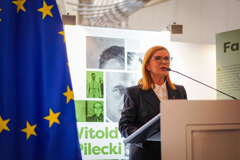 MEP Małgorzata Gosiewska at the opening of the IPN exhibition commemorating Captain Witold Pilecki in the European Parliament, 24 June 2025; photo: M. Niegowski (IPN)