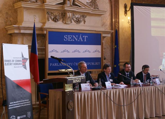 Dr. Bułhak taking part in a panel discussion.