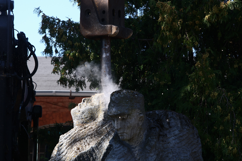 Dismantling of a Soviet propaganda monument in Płoty – 18 August 2025; photo: S. Kasper (IPN)