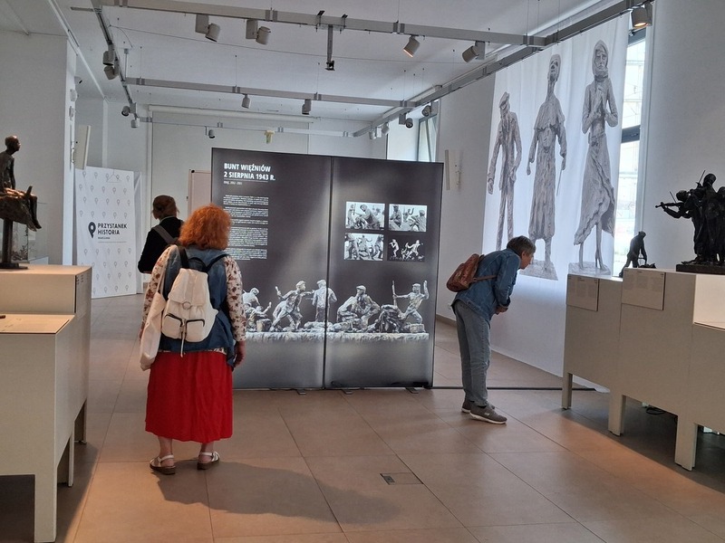Educational classes presenting the life and legacy of Samuel Willenberg were organized for participants of the Third Age Institute; Warsaw, 25 August 2025, photo: Blanka Kaminska-Pienkos (IPN)