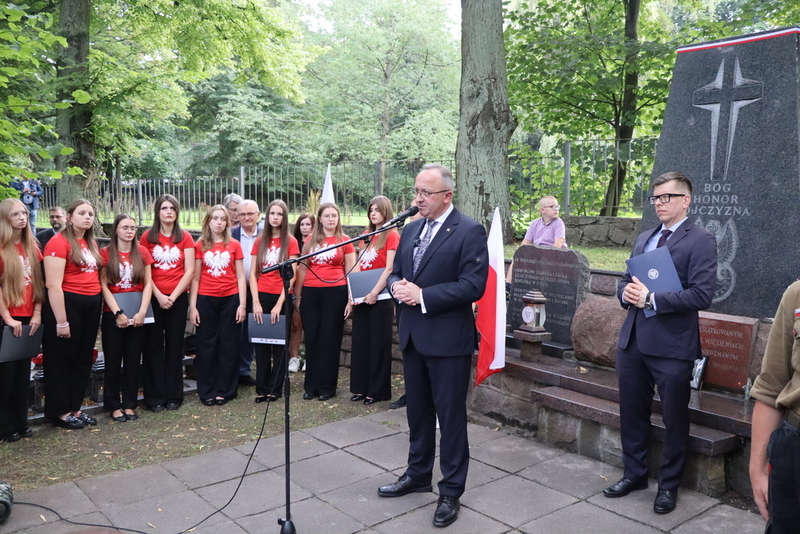 In tribute to “Inka” and “Zagończyk”, Gdańsk 26 August, photo: Jan Kołakowski (IPN)