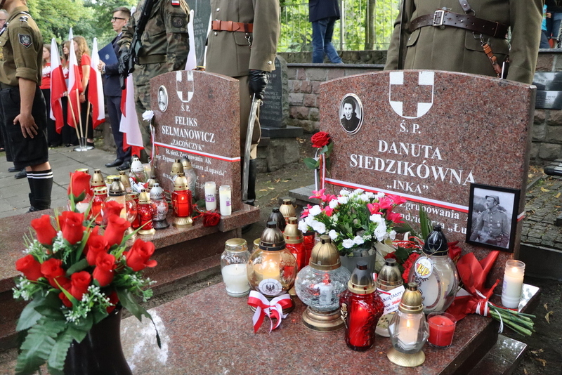 In tribute to “Inka” and “Zagończyk”, Gdańsk 26 August, photo: Jan Kołakowski (IPN)