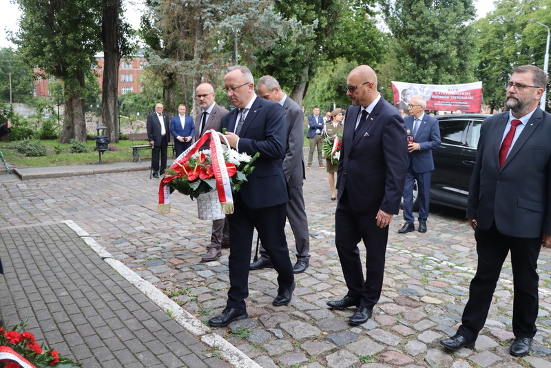 In tribute to “Inka” and “Zagończyk”, Gdańsk 26 August, photo: Jan Kołakowski (IPN)