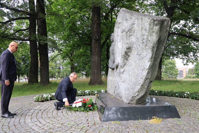 In tribute to “Inka” and “Zagończyk”, Gdańsk 26 August, photo: Jan Kołakowski (IPN)