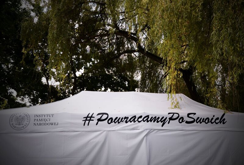 The works conducted by the Institute of National Remembrance in Lviv-Zboiska, Ukraine, 4--30 August 2025; photo: BPiI (IPN)