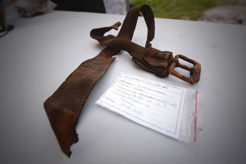 The works conducted by the Institute of National Remembrance in Lviv-Zboiska, Ukraine, 4--30 August 2025; photo: BPiI (IPN)