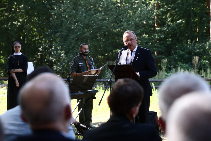 Funeral Ceremony in Puźniki: A Final Resting Place for Victims of the Volhynia Massacre, 6 September 2025; photo: S. Kasper (IPN) Funeral Ceremony in Puźniki: A Final Resting Place for Victims of the Volhynia Massacre, 6 September 2025; photo: S. Kasper (IPN)