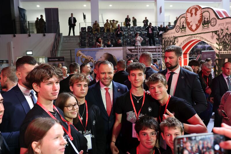 Debate between young people and Polish President Karol Nawrocki during the Congress of National Future Debate between young people and Polish President Karol Nawrocki during the Congress of National Future