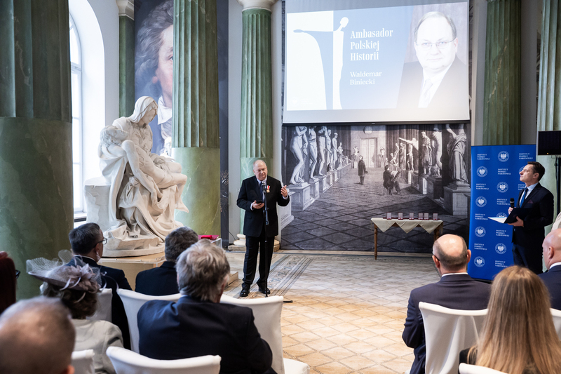 The ceremonial decoration of the laureates of the "Ambassador of Polish History” award, Warsaw 22 October 2025; photo: Sławek Kasper (IPN)